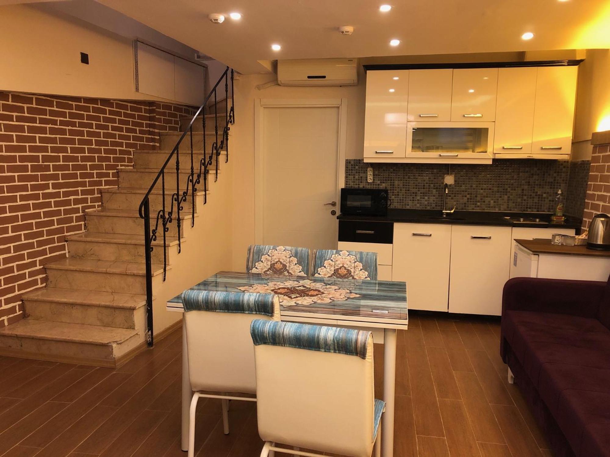 Rose Mansion By Otantik Suites Istanbul Bagian luar foto