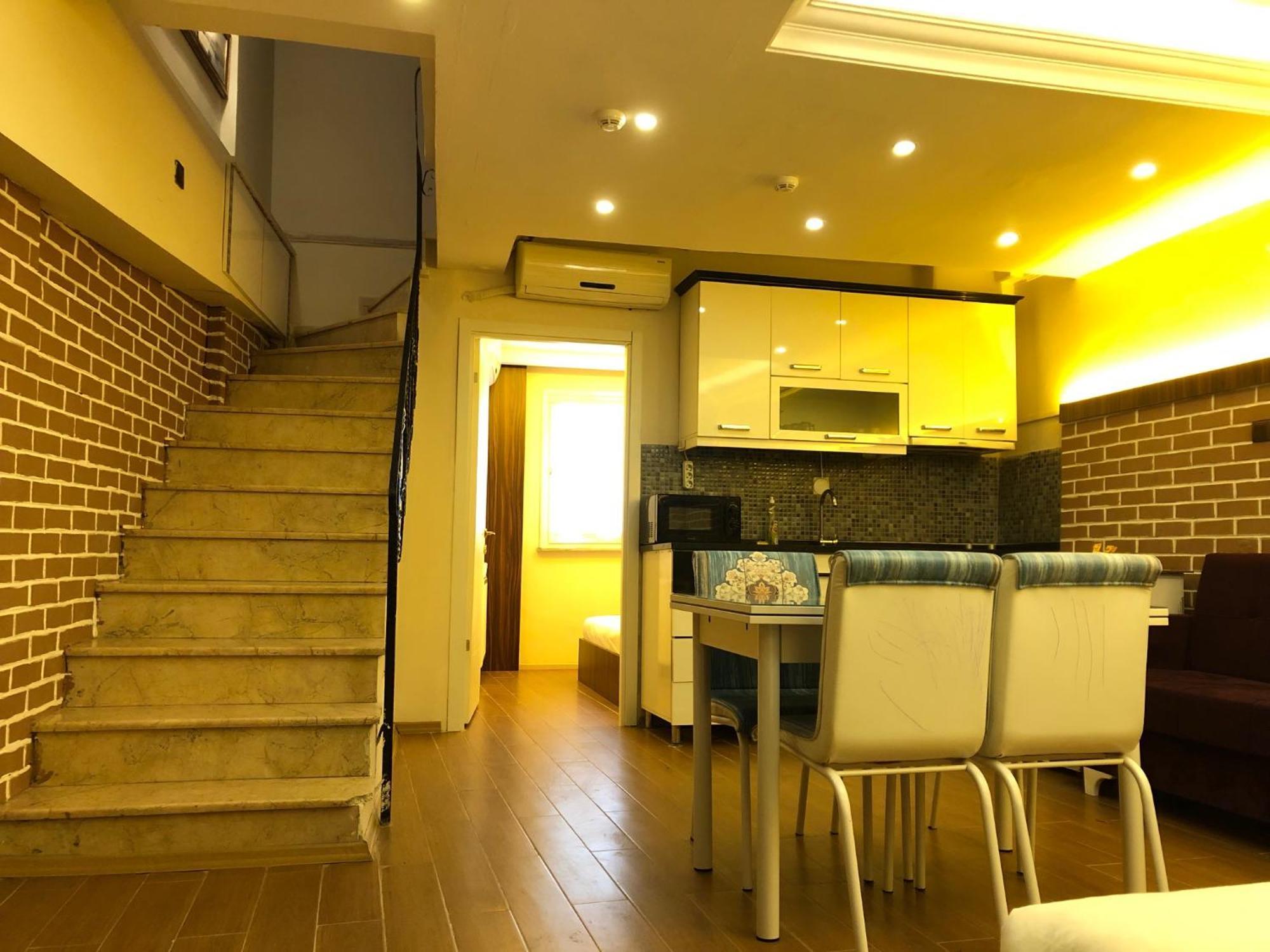 Rose Mansion By Otantik Suites Istanbul Bagian luar foto