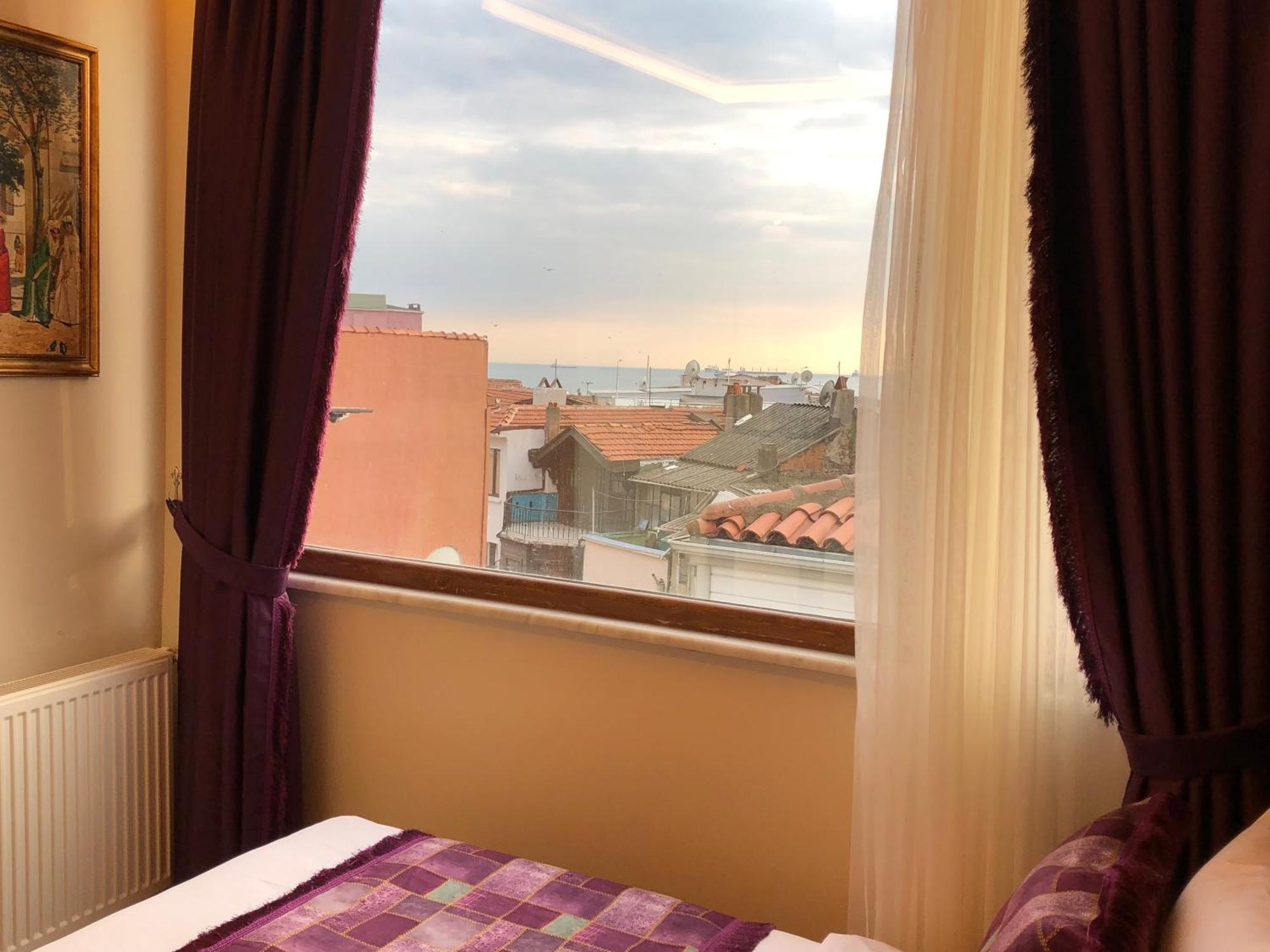 Rose Mansion By Otantik Suites Istanbul Bagian luar foto