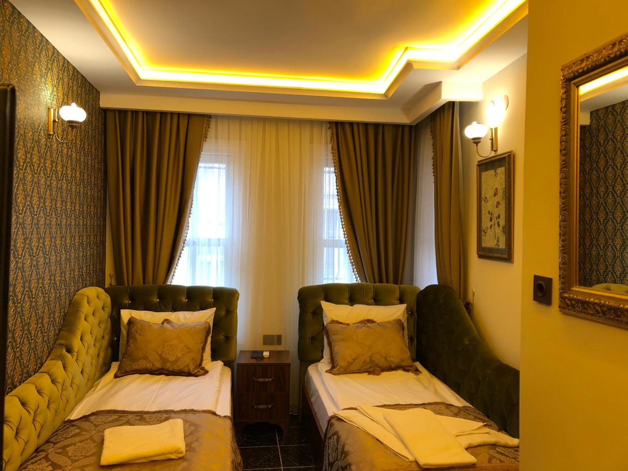 Rose Mansion By Otantik Suites Istanbul Bagian luar foto