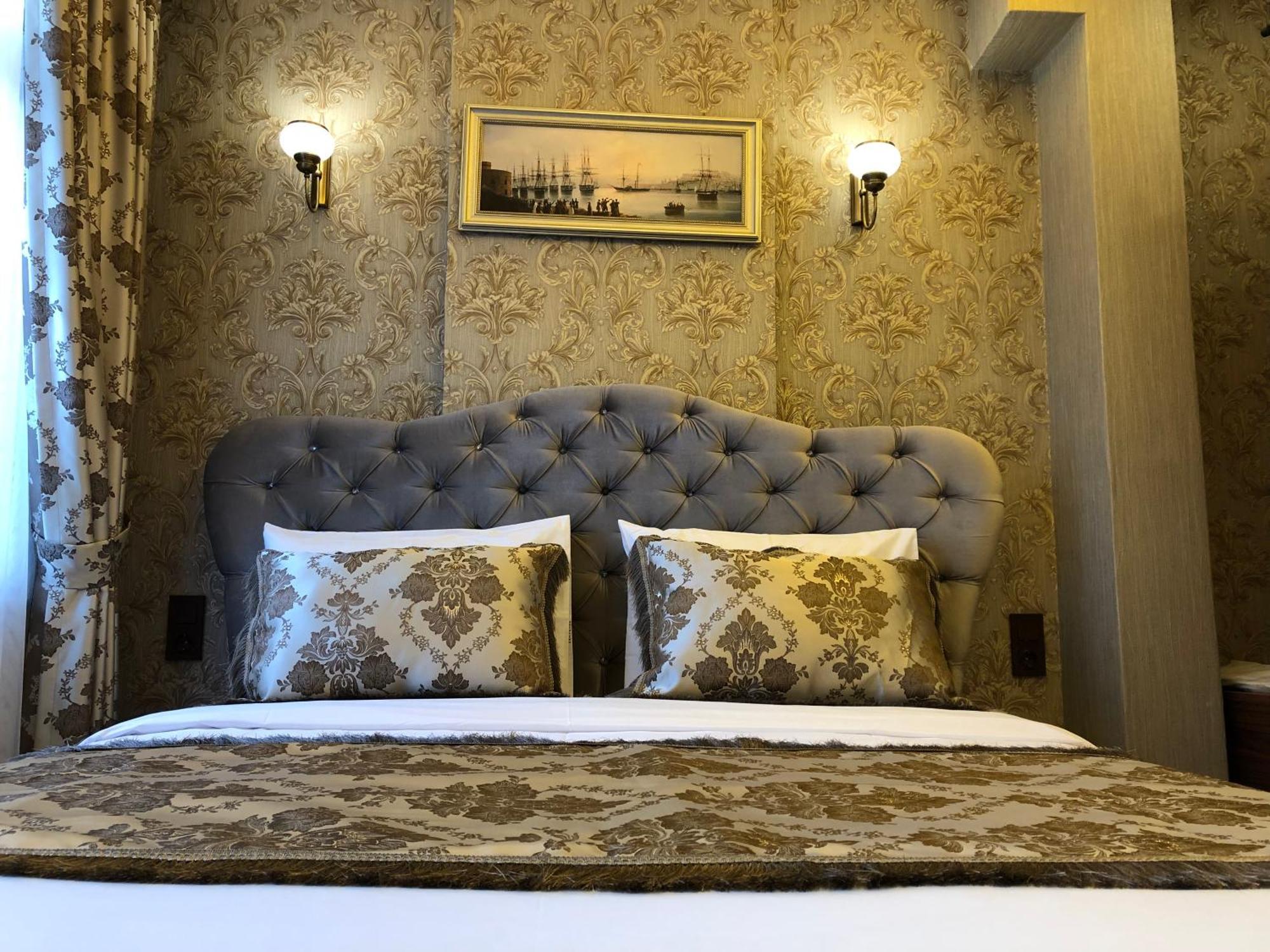 Rose Mansion By Otantik Suites Istanbul Bagian luar foto